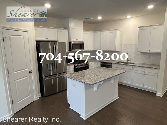 Building Photo - 3 br, 2.5 bath House - 2869 Yeager Drive