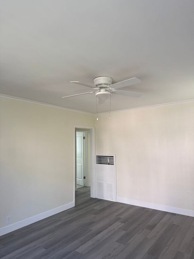 Building Photo - FOR RENT — COMPLETELY REMODELED Apartment