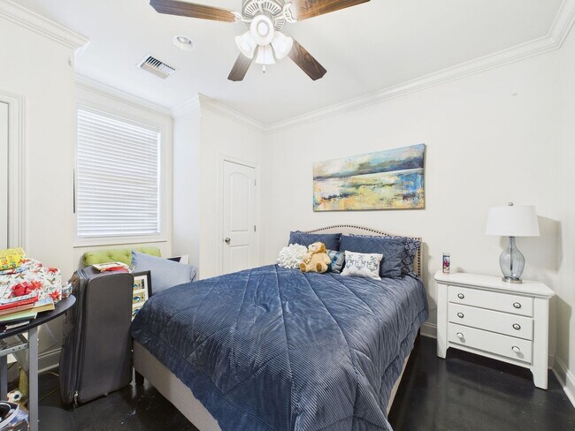 Building Photo - Nestled in the desirable Quail Hollow Subdivision