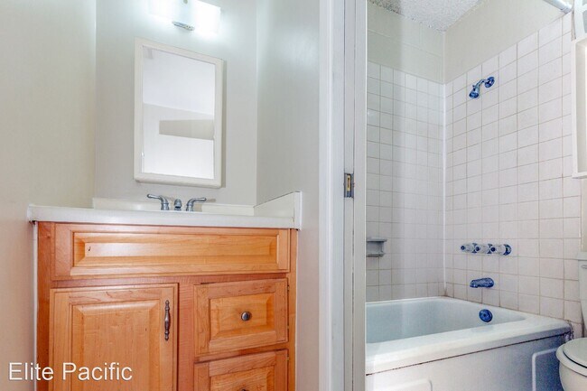 Building Photo - 1 br, 1 bath House - 1459 Pele St. 410