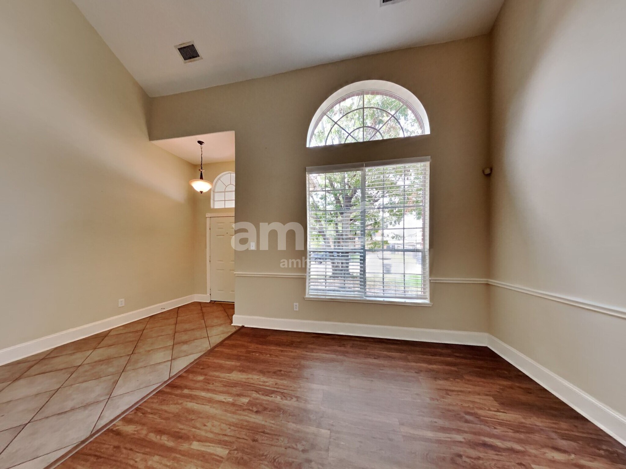 Building Photo - 20930 Grovedale Dr