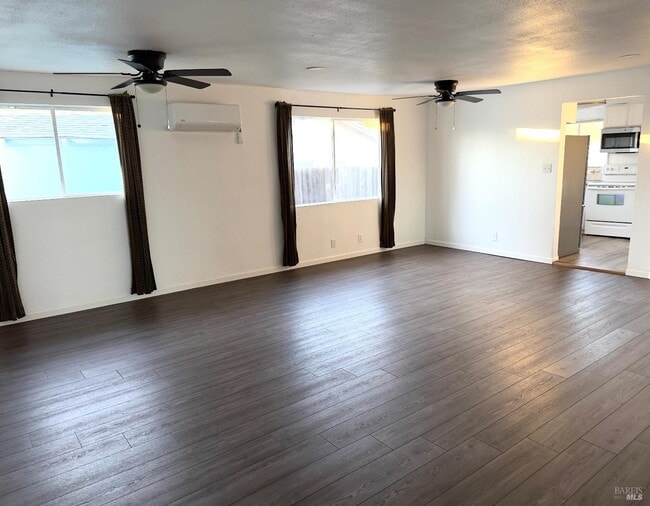 Building Photo - 16060 39th Ave