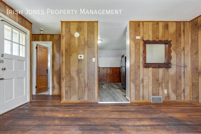 Building Photo - 1 Idlebrook Dr