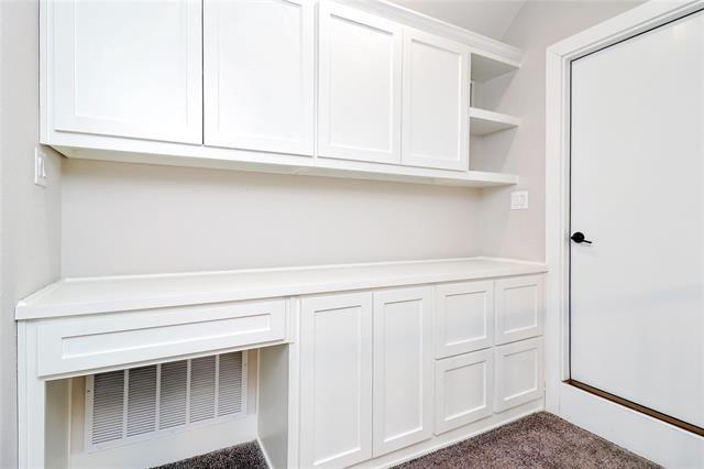 Building Photo - 2601 La Altura Ln