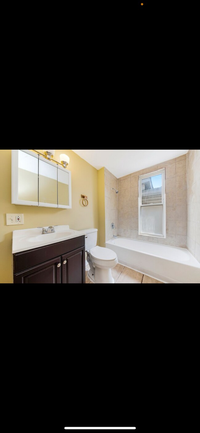 Building Photo - 7642 S Eggleston Ave