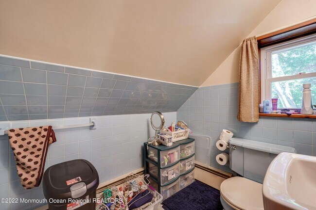 Building Photo - 23 Briarcliff Pl