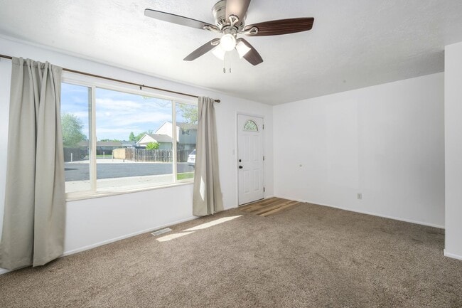 Building Photo - 259 E 8355 S