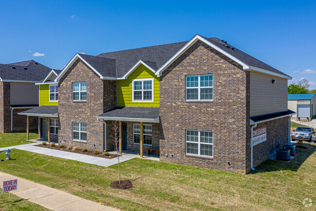 Primary Photo - Har-Ber Townhomes