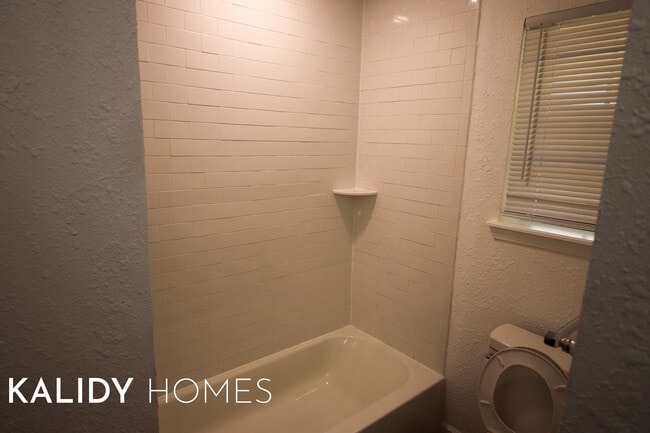 Building Photo - 1891 Lytal Ln