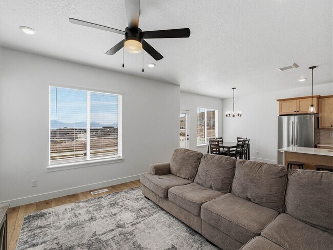 Building Photo - RES_VANDERWATT_866