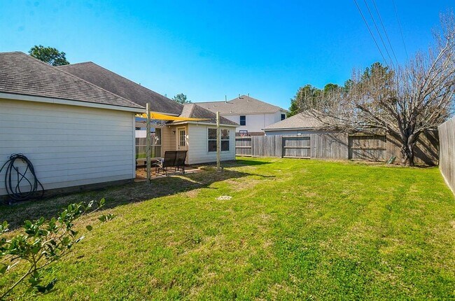Building Photo - 17722 Meadow Crossing Ln
