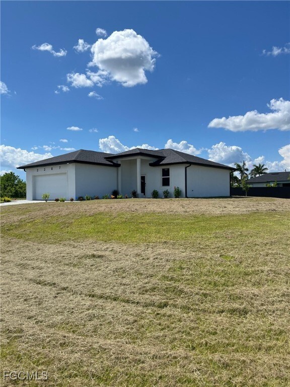 Building Photo - 2207 NW 25th Ln