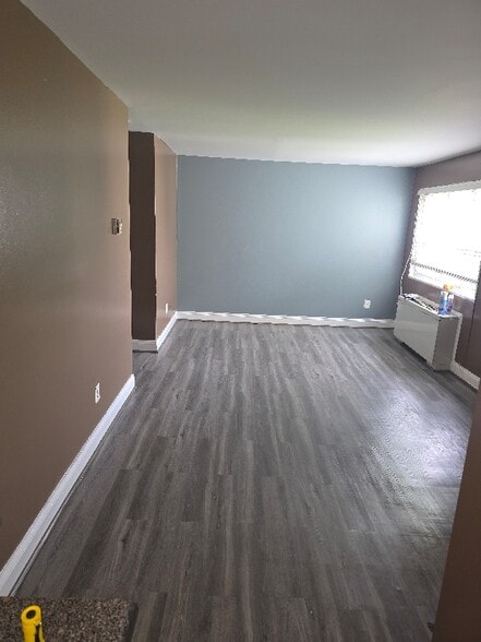 Building Photo - 1009 Chillum Rd