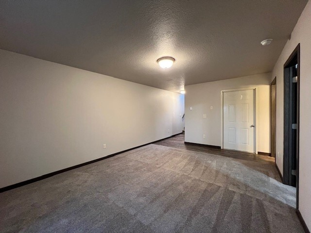 Building Photo - 4131 Parkview Dr