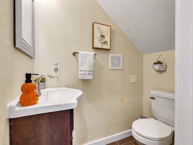 Building Photo - 16984 W Juneau St