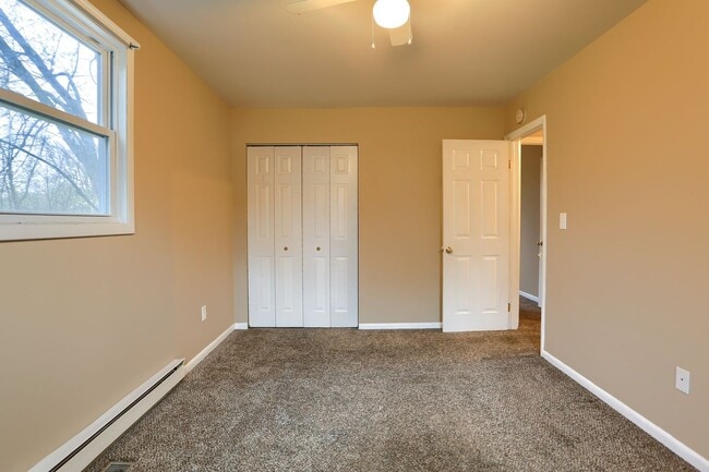 Building Photo - 1341 Scenery Dr