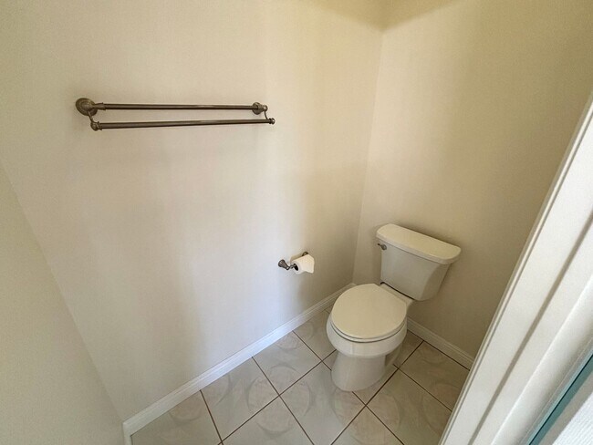 Building Photo - Very clean and upgraded 4 bedroom home in Buena Park