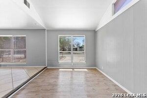 Building Photo - 5035 Vlg Crst Dr