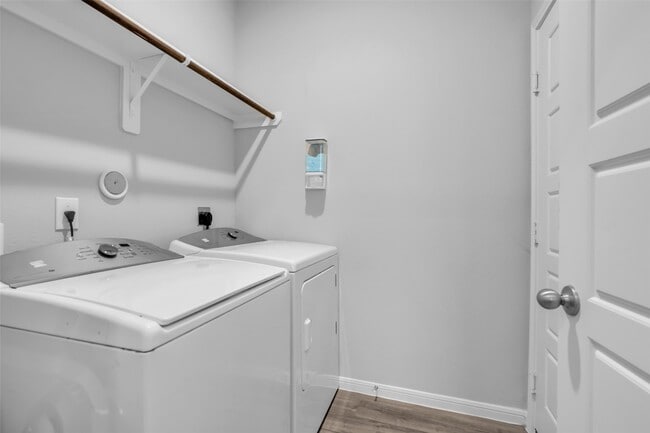 Building Photo - 27108 Kestrel Trl