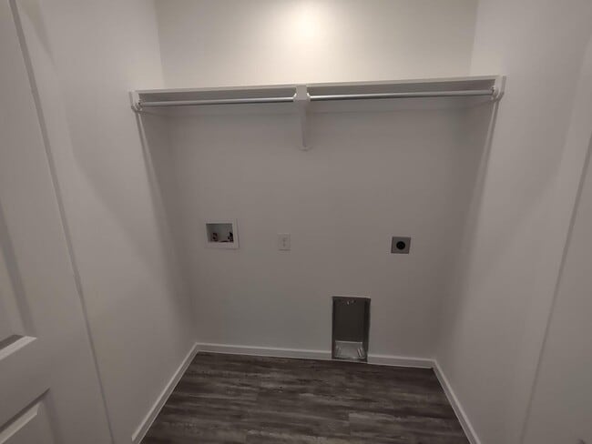 Building Photo - 2120 N Avenue J