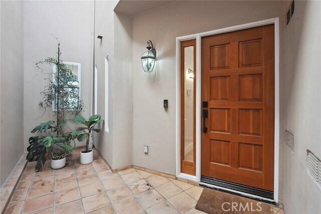 Building Photo - 6410 Lunita Rd