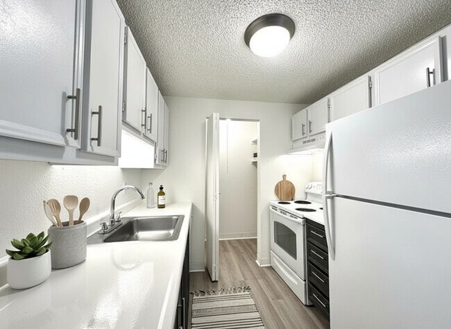 Interior Photo - West on Murray Apartments