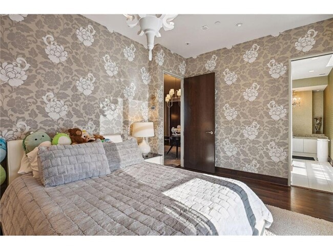 Building Photo - 201 S 11th St