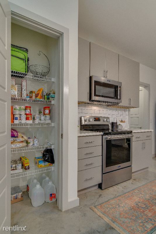 Building Photo - 1 br, 1 bath Condo - 703A Cleo Miller Drive