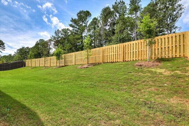 Building Photo - 136 Tanager Ln
