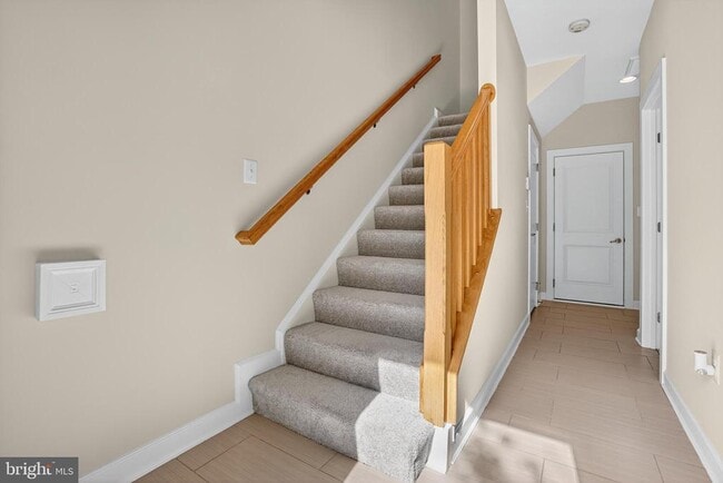 Building Photo - 44692 Collingdale Terrace