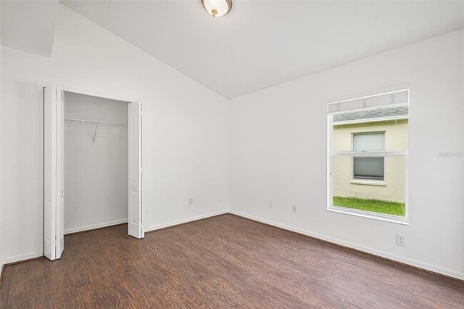 Building Photo - 10462 Lucaya Dr