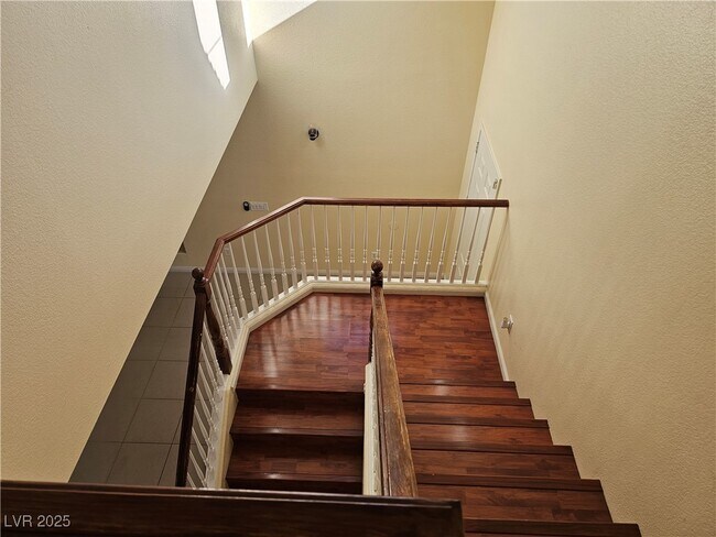 Building Photo - 3732 Shimmering Creek Ave