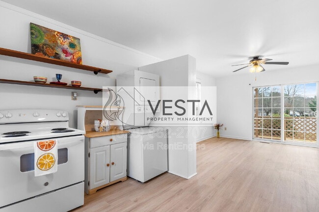 Building Photo - 4 Katra Ln