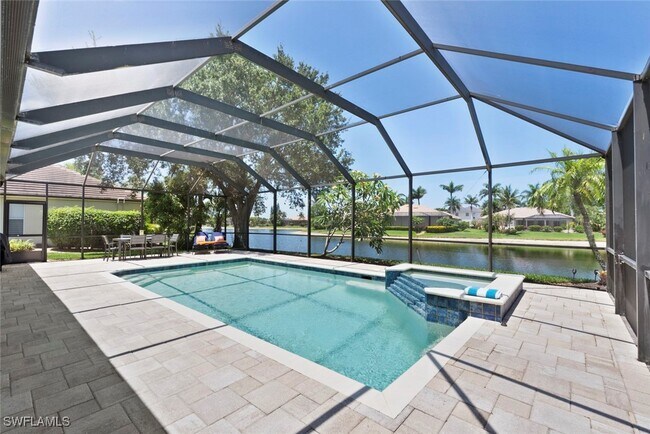 Building Photo - 8949 Lely Island Cir