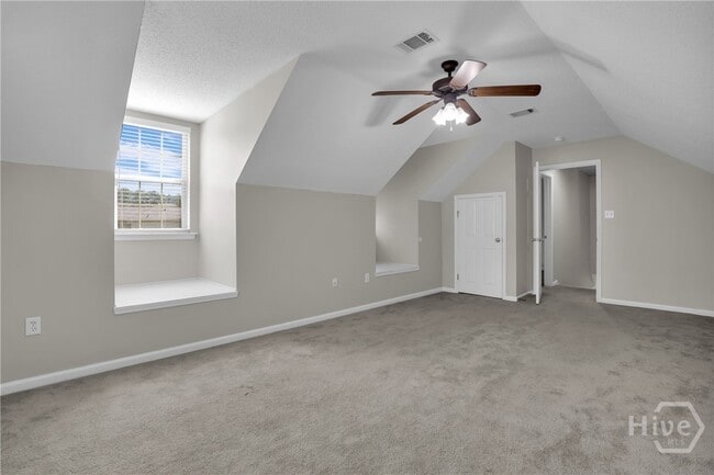 Building Photo - 136 Meadowside Ln