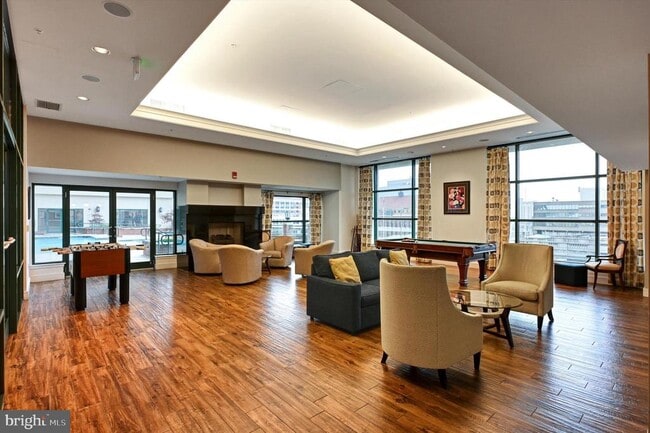 Building Photo - 414 Water St