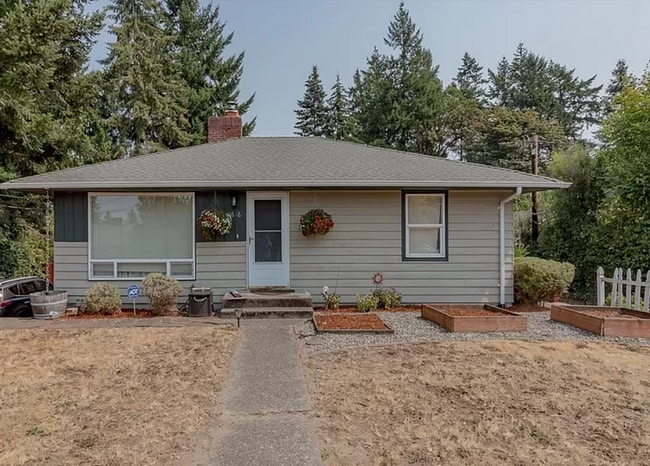 Building Photo - 11616 23rd Ave SW