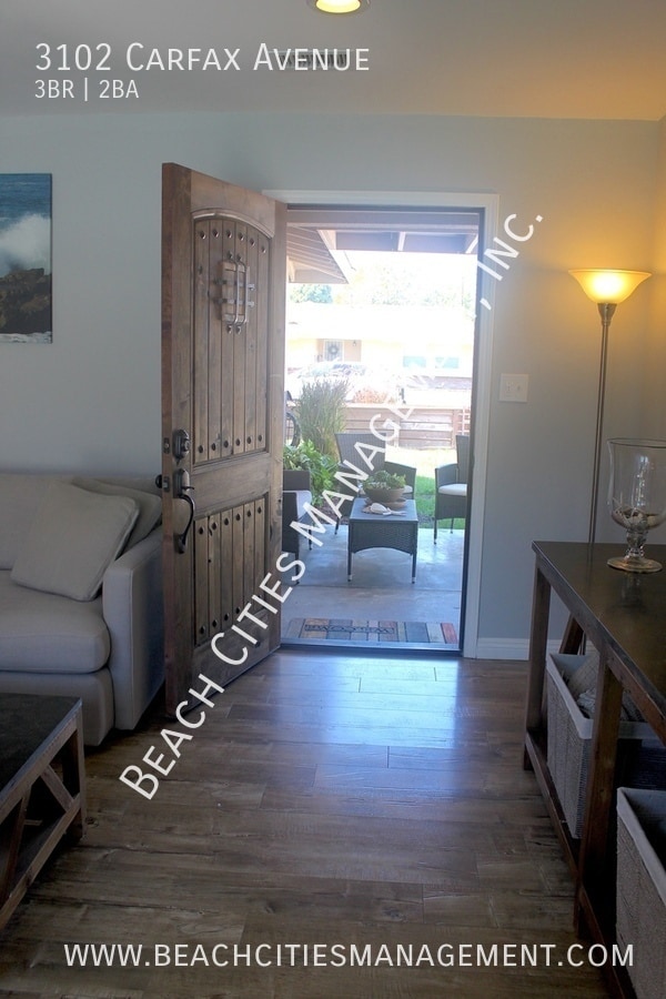 Building Photo - 3102 Carfax Ave