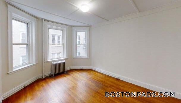 Building Photo - 1175 Boylston St