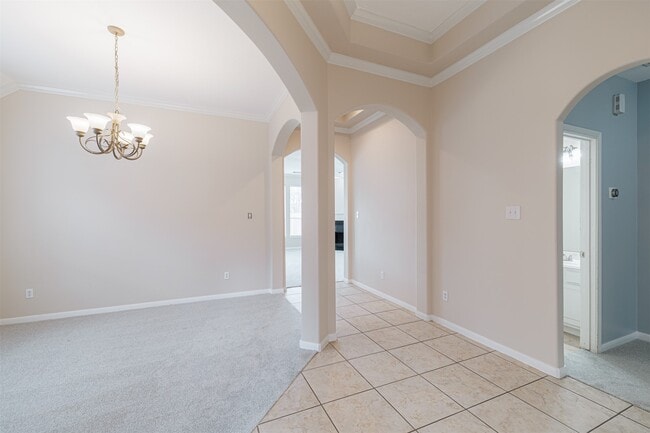 Building Photo - 24207 Yelverton Glen Dr