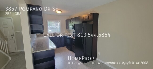 Building Photo - 3857 Pompano Dr SE