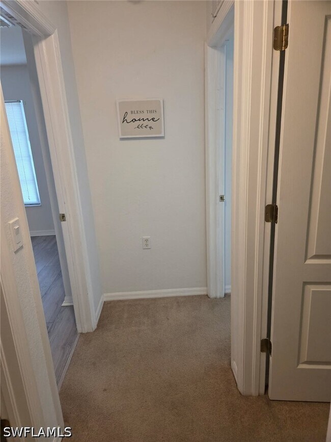 Building Photo - 9450 Ivy Brook Run
