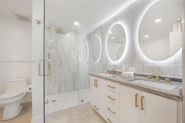 Building Photo - 671 Biltmore Way