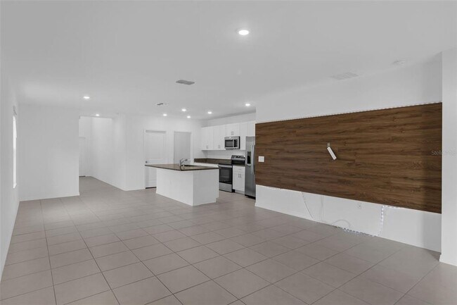 Building Photo - 4288 Bridle Booster Wy