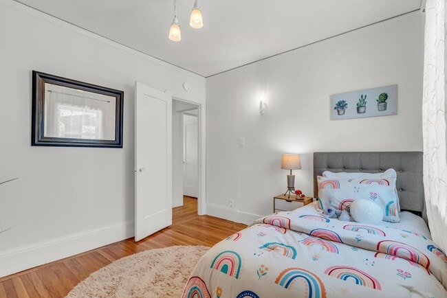 Building Photo - Charming Updated Oakland Home for Lease