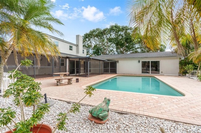 Building Photo - 7601 NW 82nd Terrace