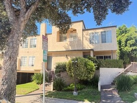 Building Photo - 77 N Michigan Ave