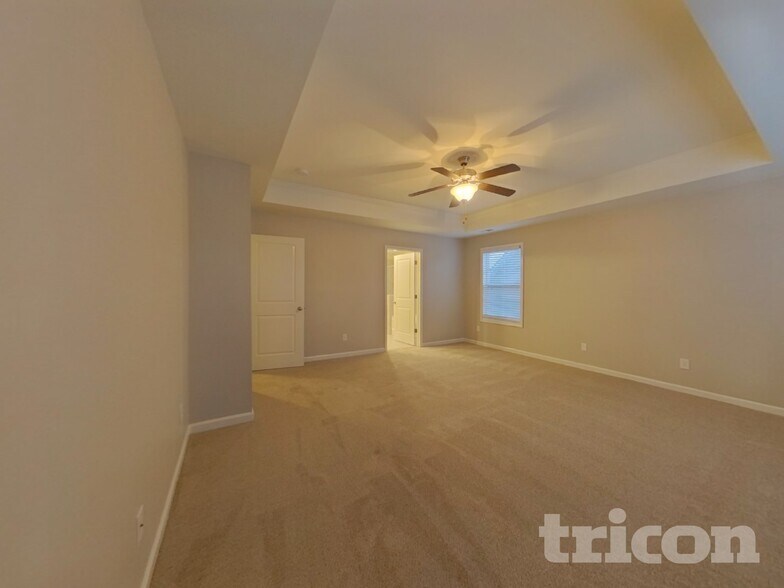 Building Photo - 3913 Norman View Dr