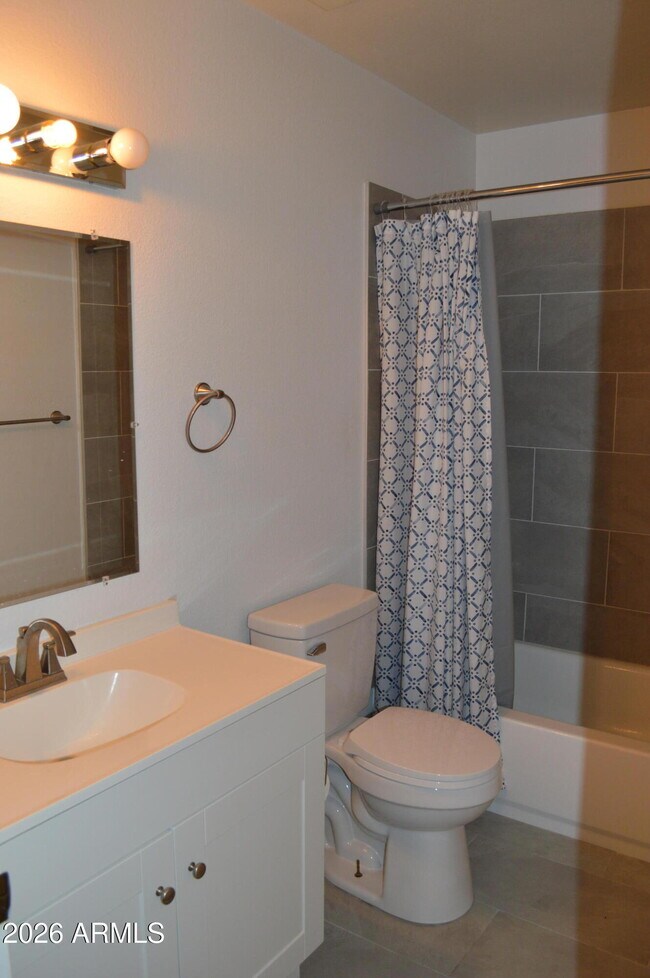 Building Photo - 5442 W El Caminito Dr