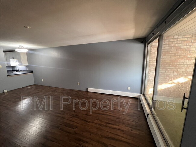 Building Photo - 4253 W Rivers Edge Cir